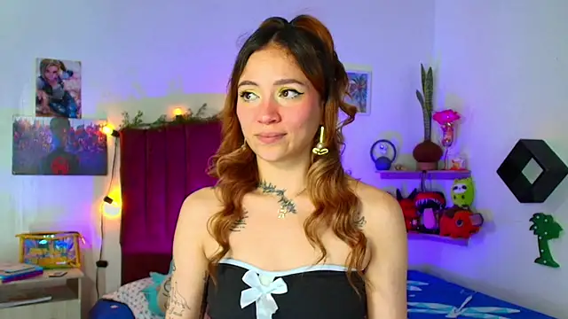 Snapshot of alisson_zafiro_ chatting on February 15, 2026, 7:57 pm alisson zafiro online show from February 15, 2026, 7:57 pm