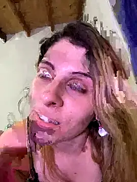 Snapshot of FlorBich chatting on October 29, 2025, 6:18 pm FlorBich online show from October 29, 2025, 6:18 pm