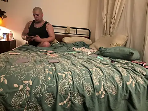 Poppalovesmamaafterhours online show from March 2, 2025, 10:37 am