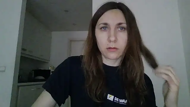 JasmineGlamour online show from March 13, 2026, 5:07 pm