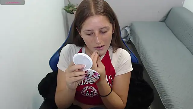 valerie diaz1 online show from January 16, 2026, 1:26 pm