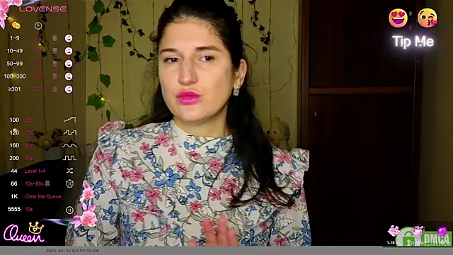 Snapshot of Alianna_Solo_Kisses chatting on February 12, 2026, 12:27 pm Alianna Solo Kisses online show from February 12, 2026, 12:27 pm