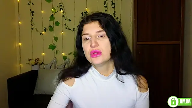 Snapshot of Alianna_Solo_Kisses chatting on February 8, 2026, 12:14 pm Alianna Solo Kisses online show from February 8, 2026, 12:14 pm