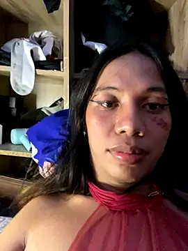 Snapshot of whiteladyboy chatting on November 5, 2025, 7:17 pm whiteladyboy online show from November 5, 2025, 7:17 pm