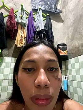 Snapshot of whiteladyboy chatting on November 1, 2025, 8:08 am whiteladyboy online show from November 1, 2025, 8:08 am