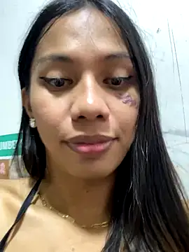 Snapshot of whiteladyboy chatting on October 14, 2025, 5:13 pm whiteladyboy online show from October 14, 2025, 5:13 pm