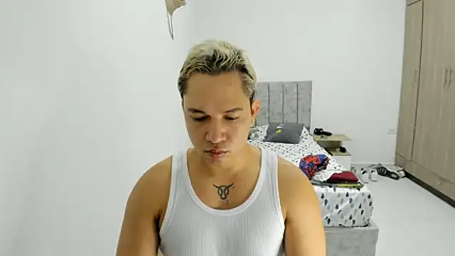 Snapshot of Valerioe chatting on June 3, 2026, 8:15 am Valerioe online show from June 3, 2026, 8:15 am