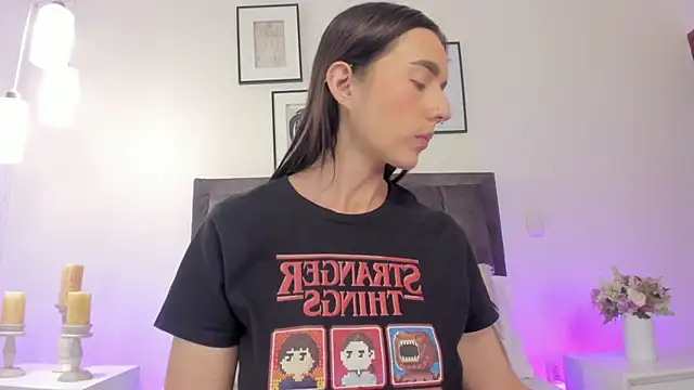 Snapshot of helen_mooree chatting on March 13, 2026, 12:54 pm helen mooree online show from March 13, 2026, 12:54 pm