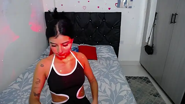 Snapshot of floweer_ chatting on September 21, 2025, 5:12 am floweer online show from September 21, 2025, 5:12 am