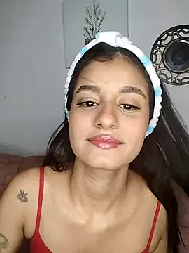 Snapshot of floweer_ chatting on January 7, 2026, 11:59 am floweer online show from January 7, 2026, 11:59 am