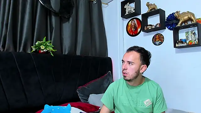big-dicktop23 online show from June 14, 2026, 12:07 am