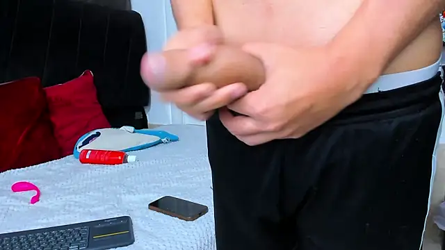 big-dicktop23 online show from June 22, 2026, 5:43 pm