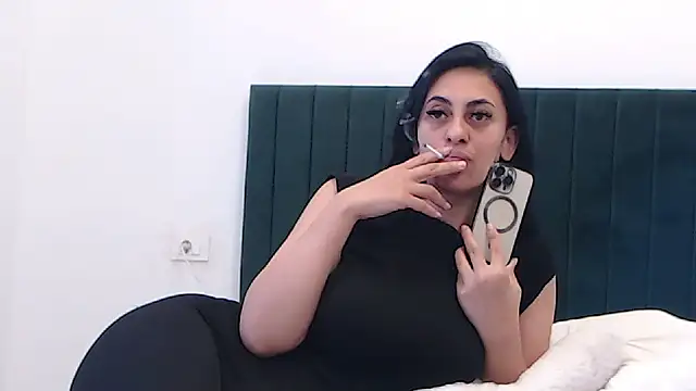 Aimeclark online show from April 28, 2026, 6:29 am