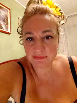 VirginiaNurse online show from November 6, 2025, 8:57 pm