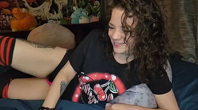 MiaElizabeth online show from March 14, 2025, 4:32 am