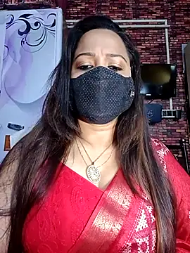 albelasummi702 online show from March 12, 2025, 3:57 am