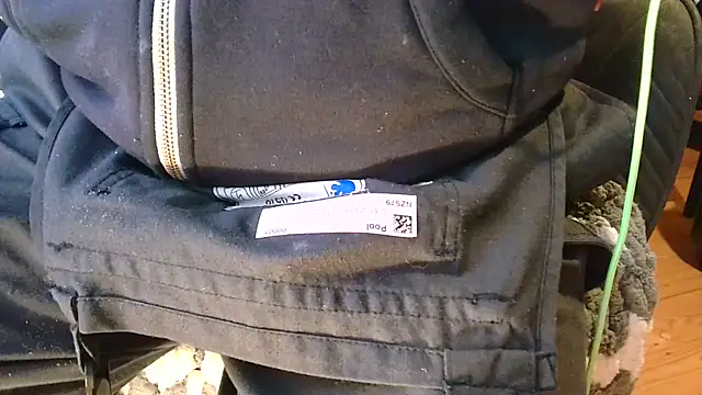 Snapshot of T0Yforeskin chatting on March 7, 2026, 9:59 am T0Yforeskin online show from March 7, 2026, 9:59 am