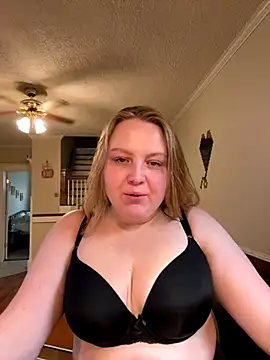 PhatAssBlond online show from November 20, 2025, 5:35 pm