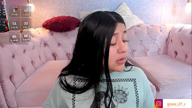 Snapshot of grace77__ chatting on June 1, 2026, 12:38 pm grace77 online show from June 1, 2026, 12:38 pm