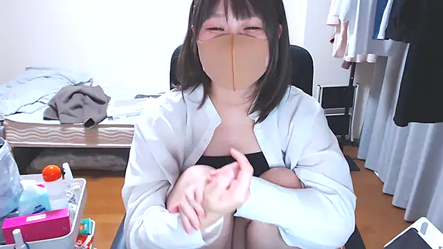 izumi  123 online show from September 16, 2025, 5:36 pm