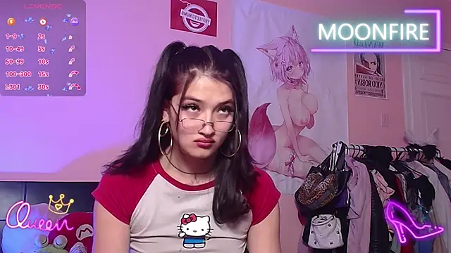 moonfiredancer online show from December 23, 2025, 2:33 am