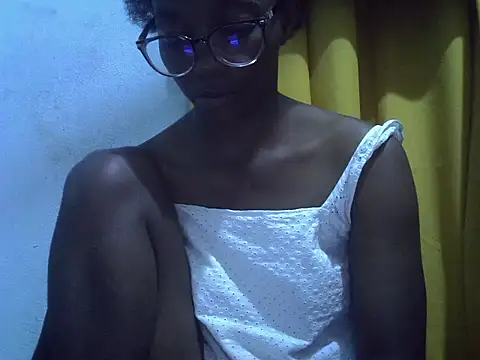 Snapshot of ElianeHot chatting on July 21, 2026, 7:26 pm ElianeHot online show from July 21, 2026, 7:26 pm