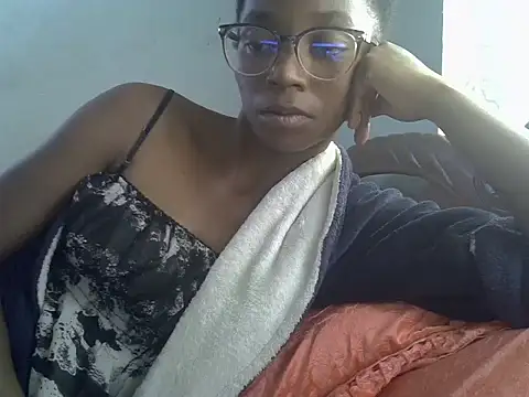 ElianeHot online show from April 23, 2026, 11:27 am