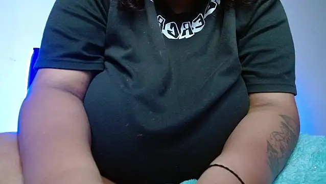 Alisteresa  online show from January 12, 2026, 9:16 am