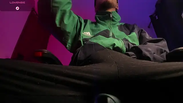 s sven03 online show from December 16, 2025, 10:58 pm