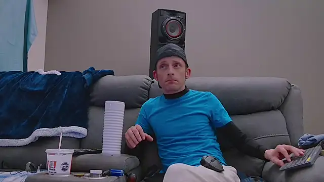 dilld0ugh405 online show from December 15, 2024, 10:47 pm