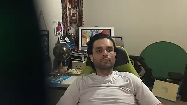 GForceSavage online show from May 5, 2026, 11:30 pm