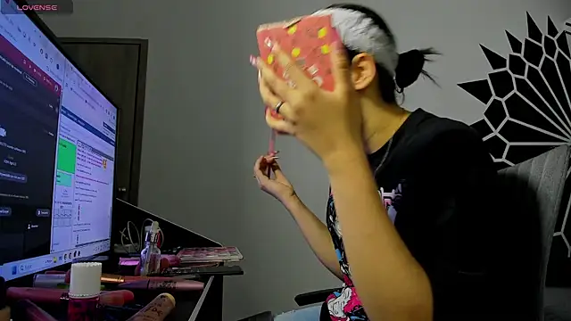 Snapshot of Rubi_Sky chatting on March 8, 2025, 4:56 am Rubi Sky online show from March 8, 2025, 4:56 am