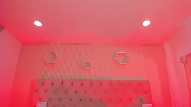 Snapshot of Rubi_Sky chatting on January 6, 2026, 2:32 pm Rubi Sky online show from January 6, 2026, 2:32 pm