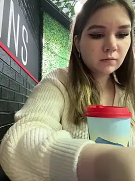 PumaShyXD online show from October 21, 2025, 11:09 am