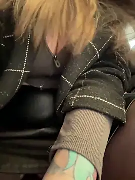 Snapshot of PumaShyXD chatting on March 19, 2026, 10:48 am PumaShyXD online show from March 19, 2026, 10:48 am