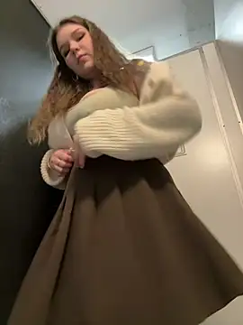 Snapshot of PumaShyXD chatting on February 6, 2026, 9:38 am PumaShyXD online show from February 6, 2026, 9:38 am