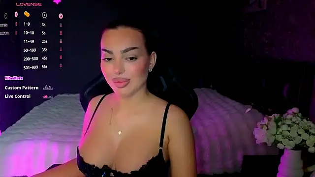 babyleilaa online show from February 15, 2026, 9:58 pm