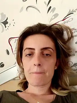 SophyGirl online show from February 10, 2025, 1:22 pm