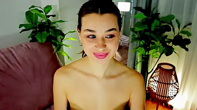 Snapshot of divetagrace chatting on March 10, 2026, 3:54 am divetagrace online show from March 10, 2026, 3:54 am