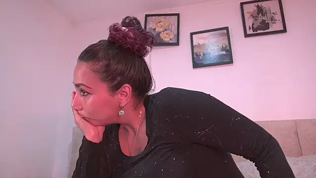 amber demons2021 online show from October 3, 2025, 9:49 pm