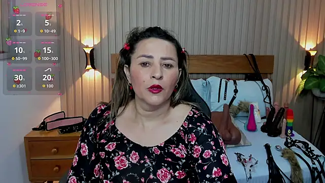 luciana ballesteros  online show from September 23, 2025, 1:51 pm