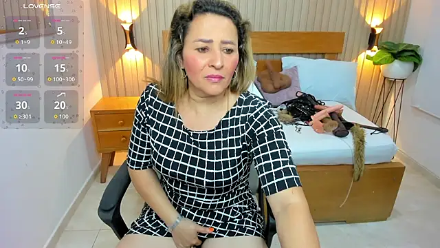 luciana ballesteros  online show from July 27, 2026, 12:23 pm