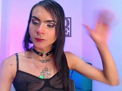 lilithnyx333 online show from April 30, 2026, 9:27 am