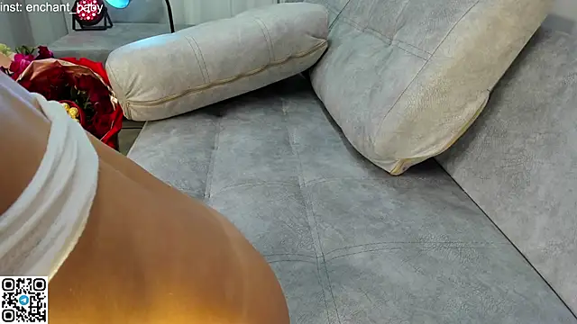 enchant baby online show from December 11, 2024, 2:41 am