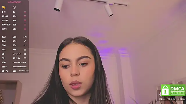 Aleejaa   online show from October 6, 2025, 11:33 am