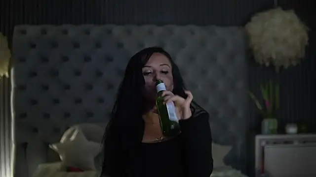 AmelyNoir online show from September 12, 2025, 3:45 pm