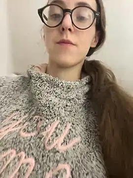 MartiniiSelenna online show from October 5, 2025, 5:42 am