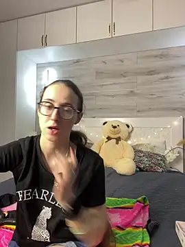 Snapshot of MartiniiSelenna chatting on June 11, 2026, 5:59 am MartiniiSelenna online show from June 11, 2026, 5:59 am