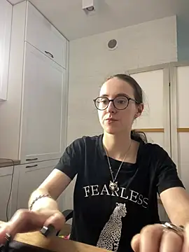 MartiniiSelenna online show from July 26, 2026, 5:47 am