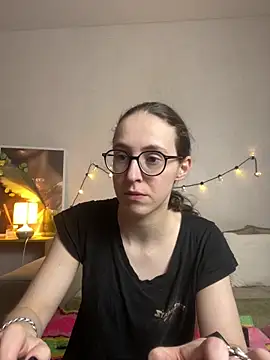 MartiniiSelenna online show from April 26, 2026, 5:49 am